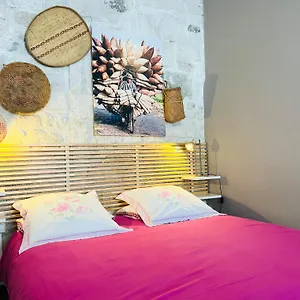 appartement-saint-remy-de-provence.fr-provencehotel.com/